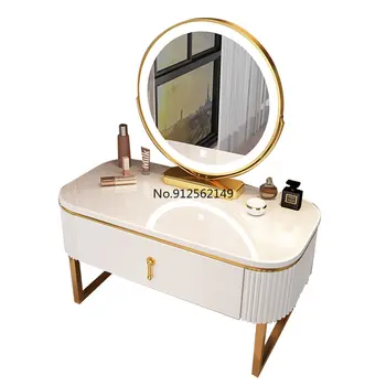 Modernus minimalistinis Šiaurės net raudonas mažas butas tatamio bay lange tualetinis staliukas su lempa laikymo spintos, rašomieji stalai